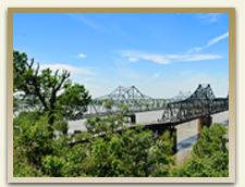 Vicksburg bridge during the day